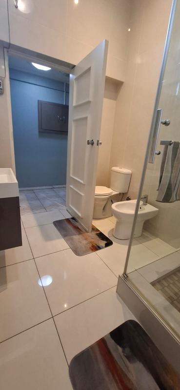 6 Bedroom Property for Sale in Cravenby Western Cape